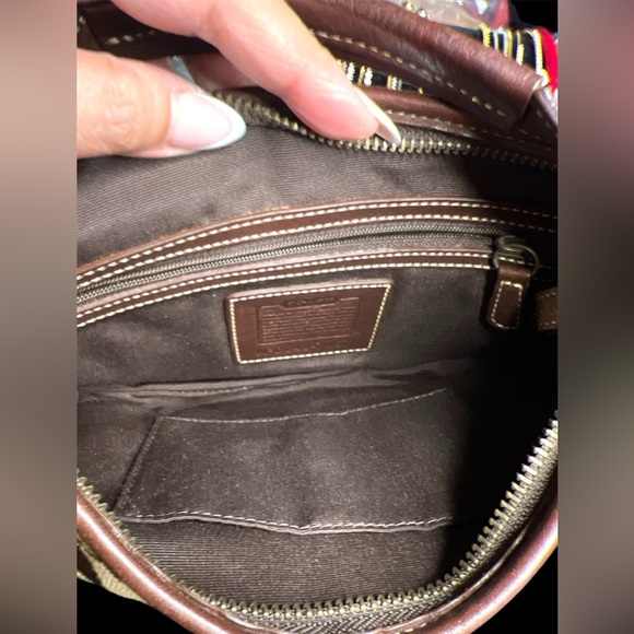 Vintage Coach Signature Logo with Suede & Brass Rivets SM bag #DO4J-7057 ✨👜💼🤎 - Picture 7 of 12